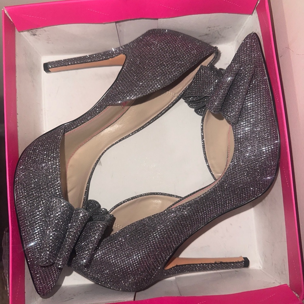 Prince Glittering Silver Bow Heels